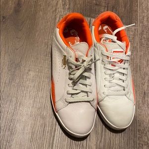 Puma sneakers women 7.5